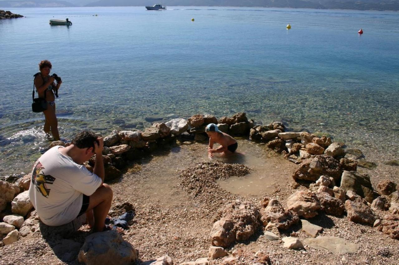 Apartments Boris Omiš Екстериор снимка