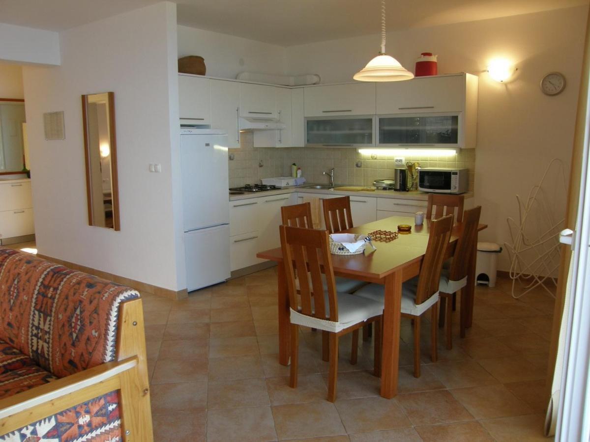 Apartments Boris Omiš Екстериор снимка