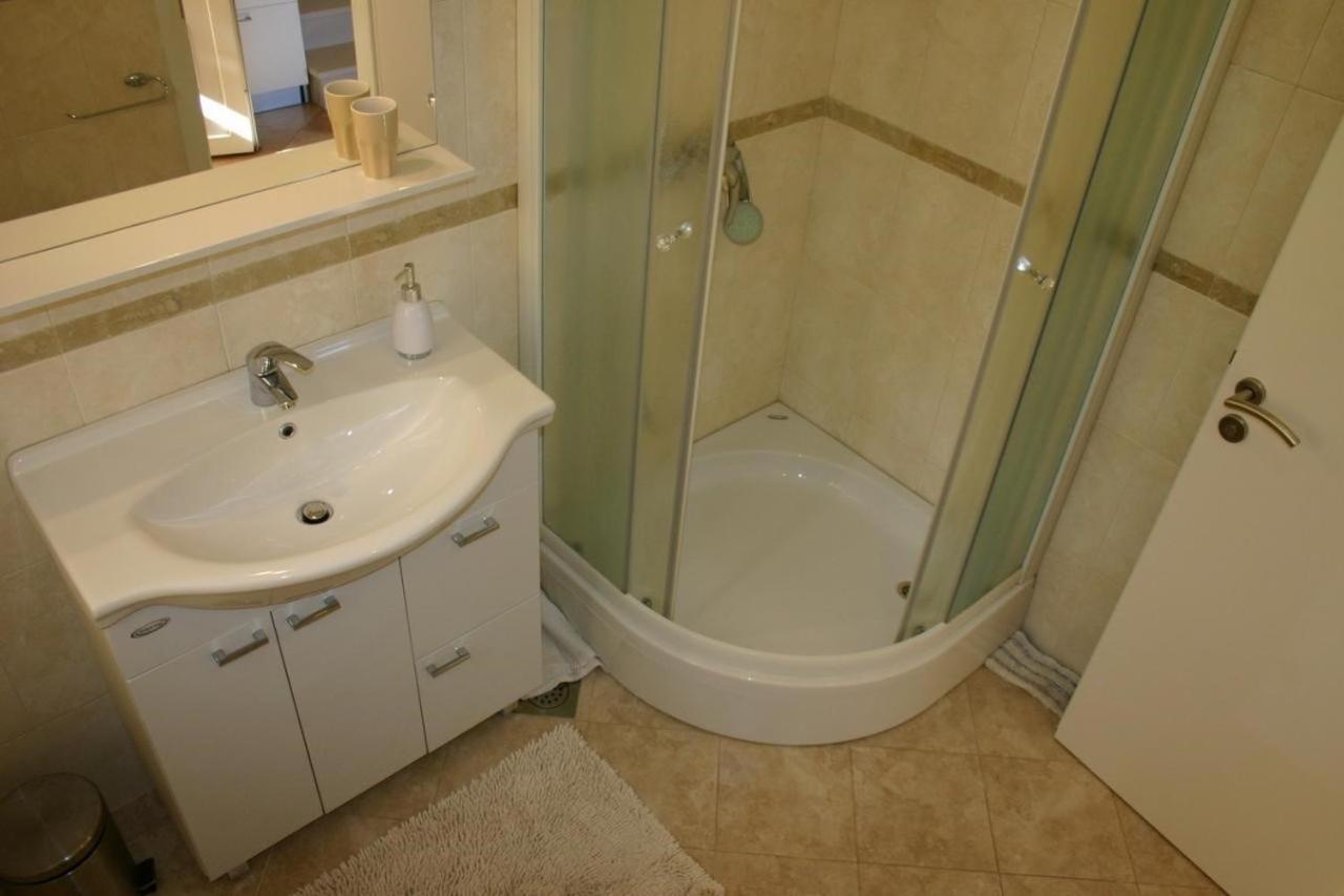Apartments Boris Omiš Екстериор снимка